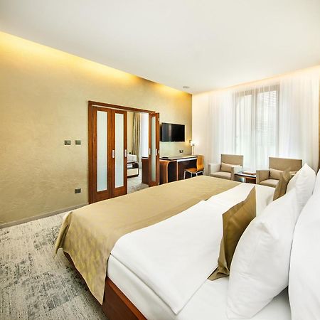 Wellness Hotel Diamant Глубока-над-Влтавою Екстер'єр фото