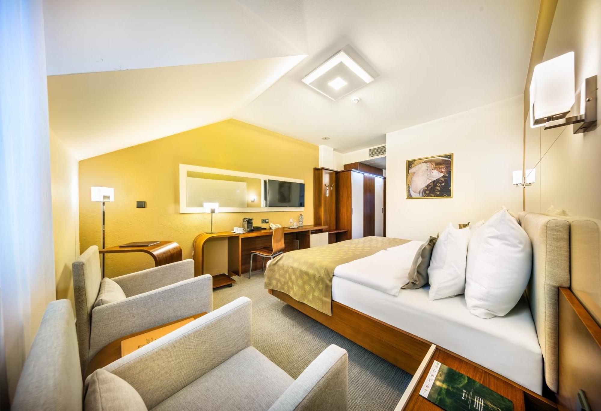 Wellness Hotel Diamant Глубока-над-Влтавою Екстер'єр фото