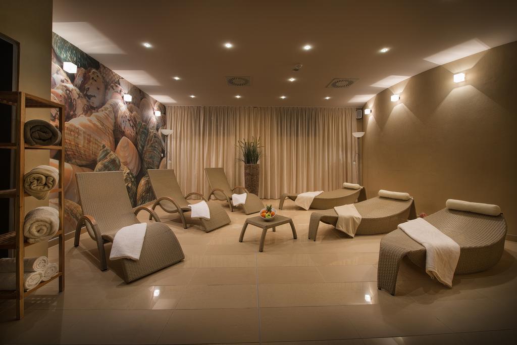 Wellness Hotel Diamant Глубока-над-Влтавою Екстер'єр фото