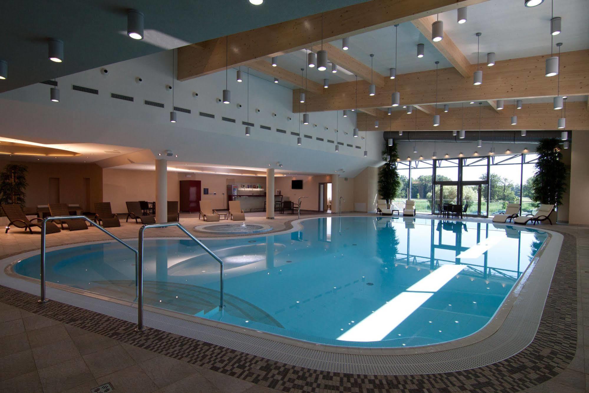 Wellness Hotel Diamant Глубока-над-Влтавою Екстер'єр фото